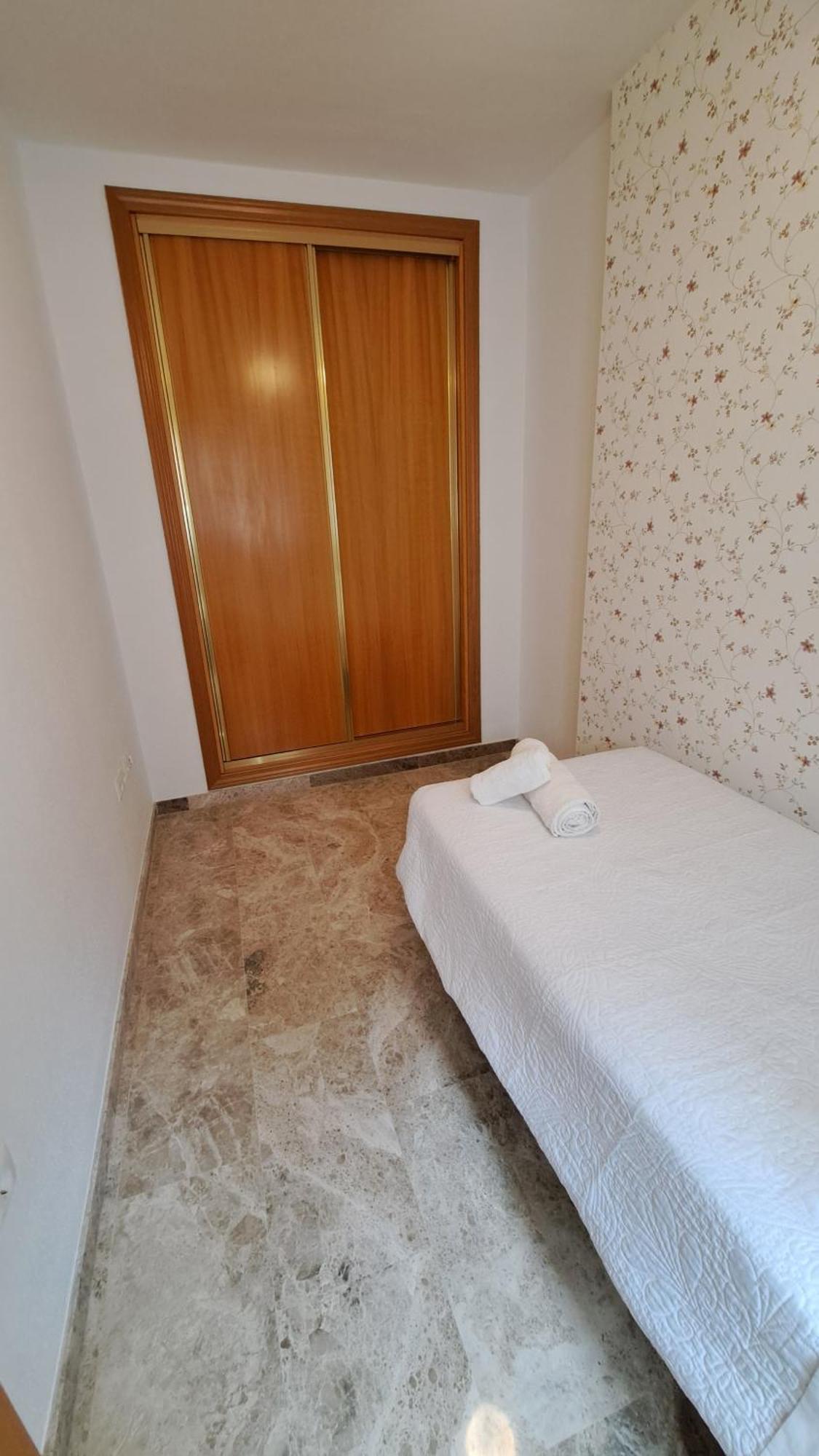 Apartamentos Maria Cristina Con Parking Gratis Córdoba Exterior foto