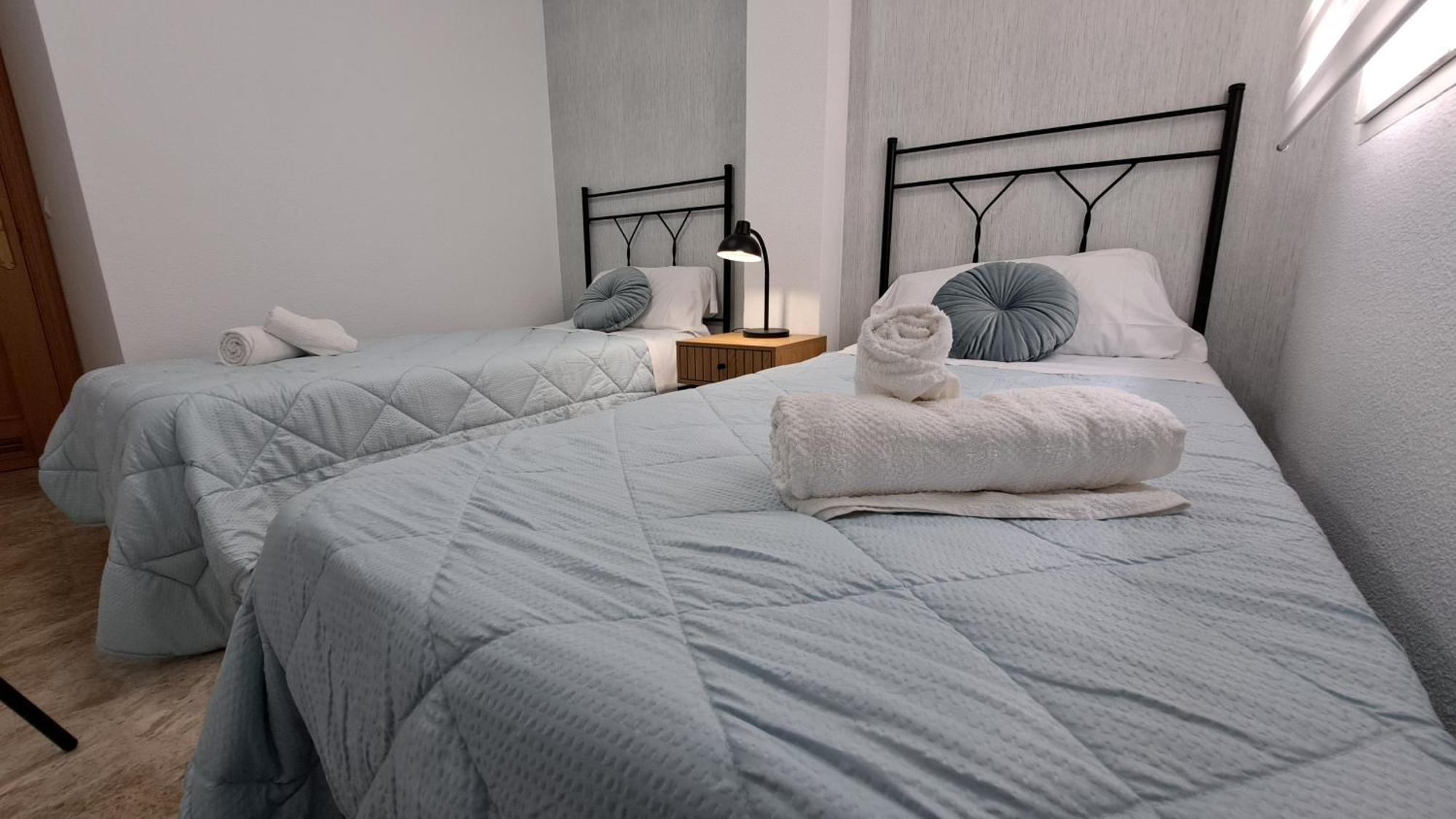 Apartamentos Maria Cristina Con Parking Gratis Córdoba Exterior foto