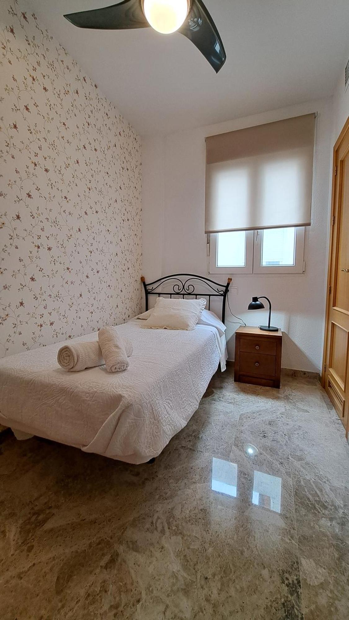 Apartamentos Maria Cristina Con Parking Gratis Córdoba Exterior foto