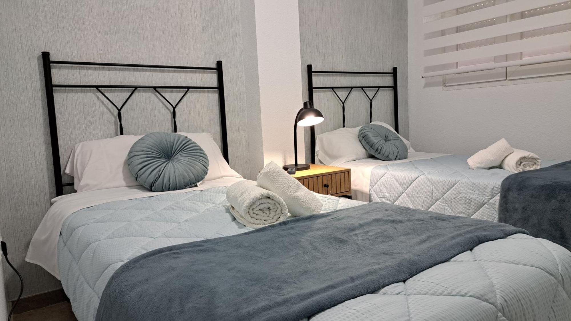 Apartamentos Maria Cristina Con Parking Gratis Córdoba Cameră foto
